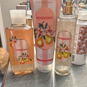 Bath & Body Works Pearberry Body Wash Set - Pink and Gold